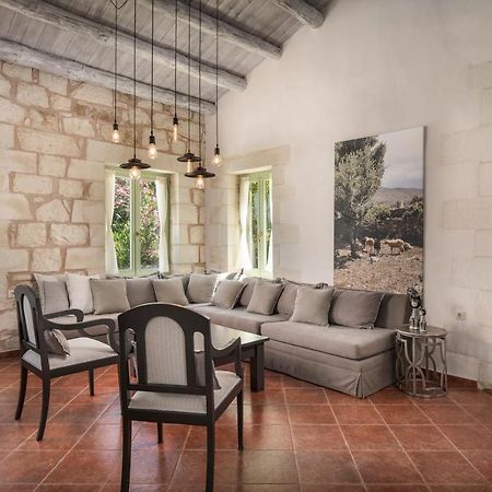 Boutique Villa Petra Amanda Heated Pool Optional Filippos Екстер'єр фото
